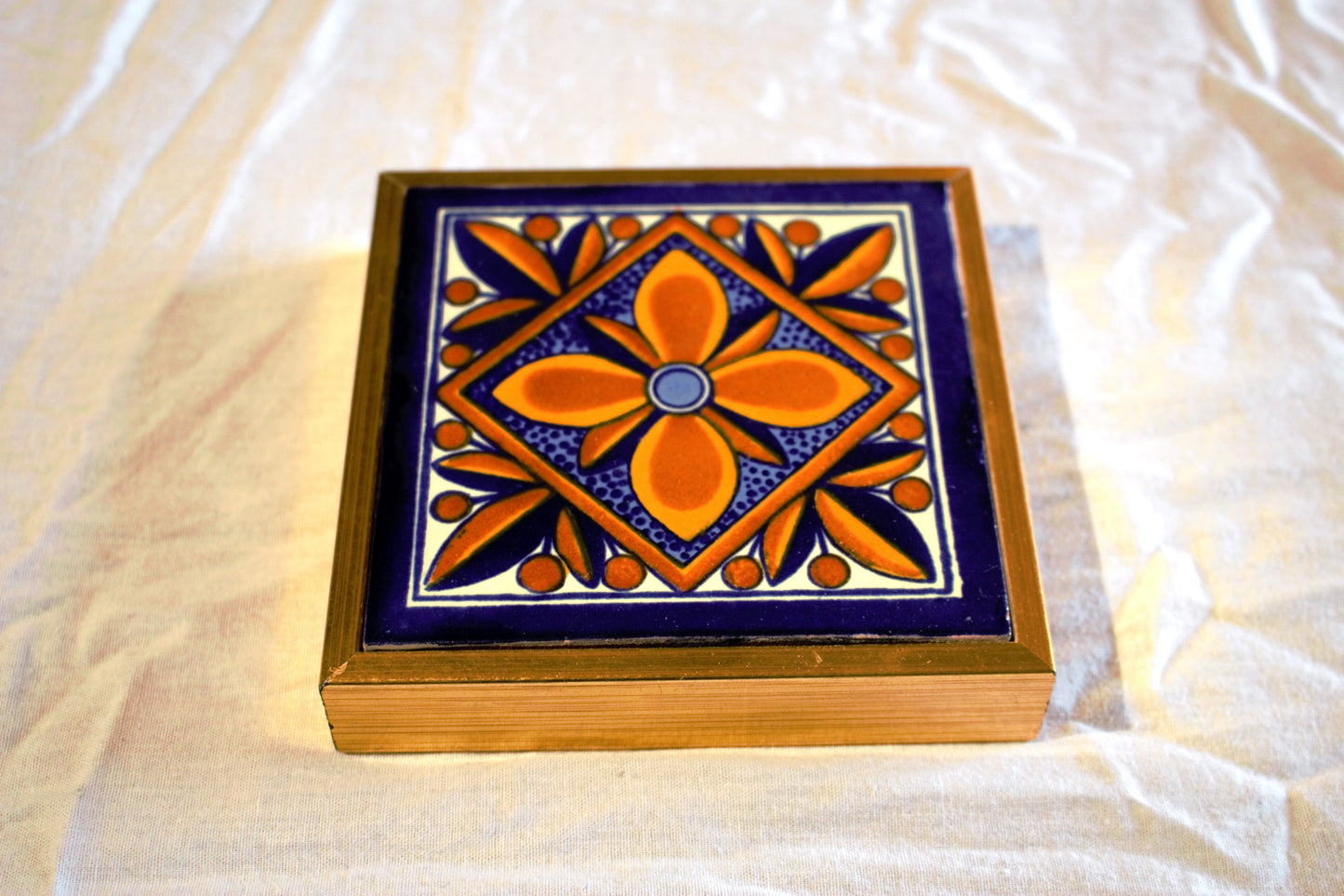 Fuego - litet grytunderlägg